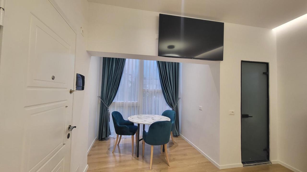 Karanxha'S Room Tirana Extérieur photo